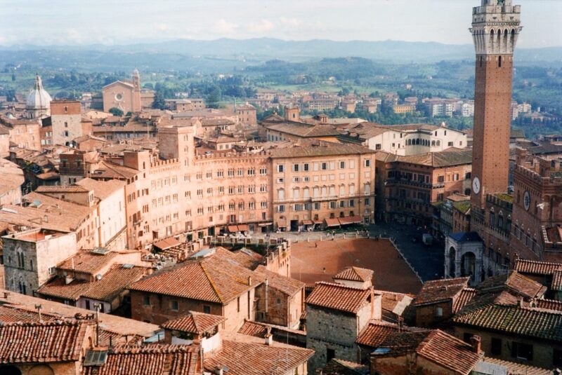 جوائز سيينا للتصوير Siena International Photo Awards 2026: «أمينة» صورة العام وفلسطينيان من غزة بين الفائزين 1 Siena International Photo Awards