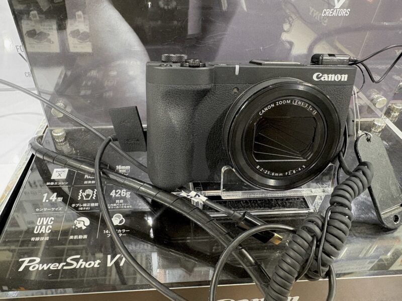 كانون Canon PowerShot V1: كاميرا مدمجة لصناع المحتوى بمستشعر كبير ومروحة تبريد 1 Canon PowerShot V1