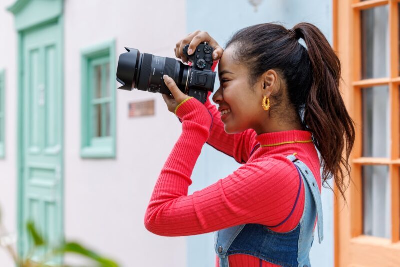 تامرون 35-100mm F2.8